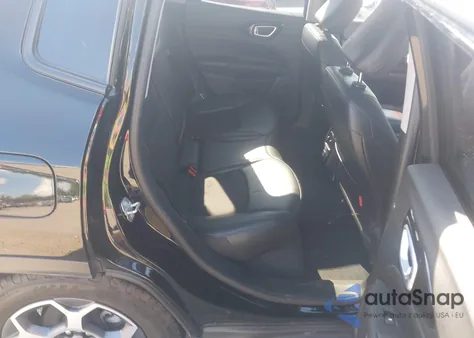 2022 Jeep Compass Trailhawk 4X4 z USA, uszkodzony, nr VIN 3C4NJDDB9NT186170